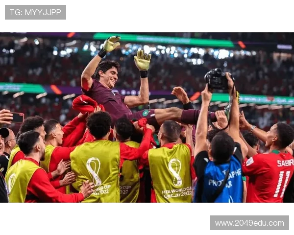 布努：战术为盾，点球如刃 —— 摩洛哥门神解析胜利之道